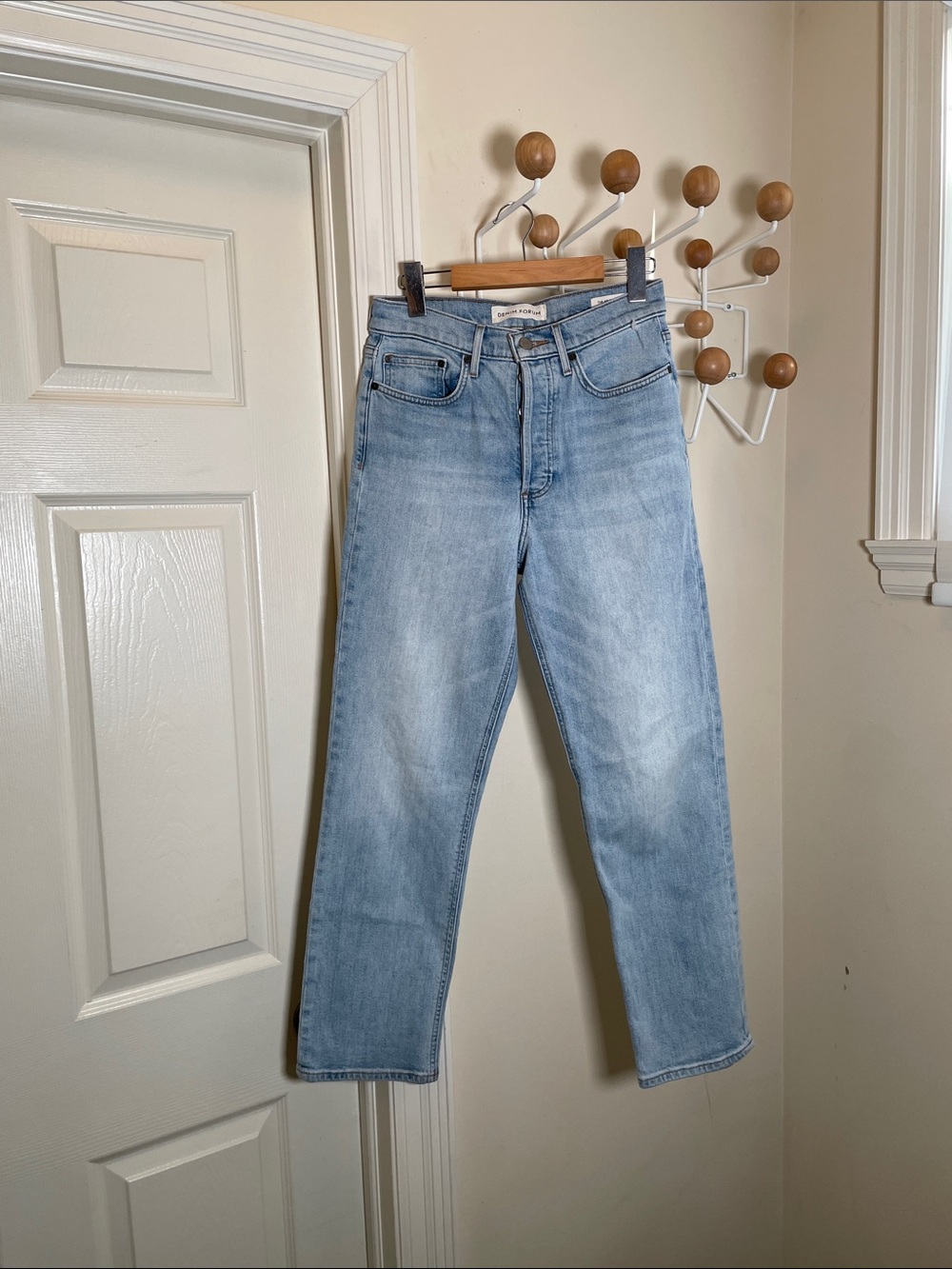 Aritzia Denim Forum Arlo High Rise Straight Denim Jeans - Blue - 27